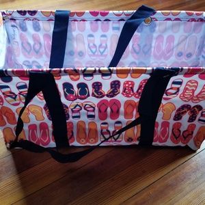 Large Utility Tote - Thirty One - Fun Flops